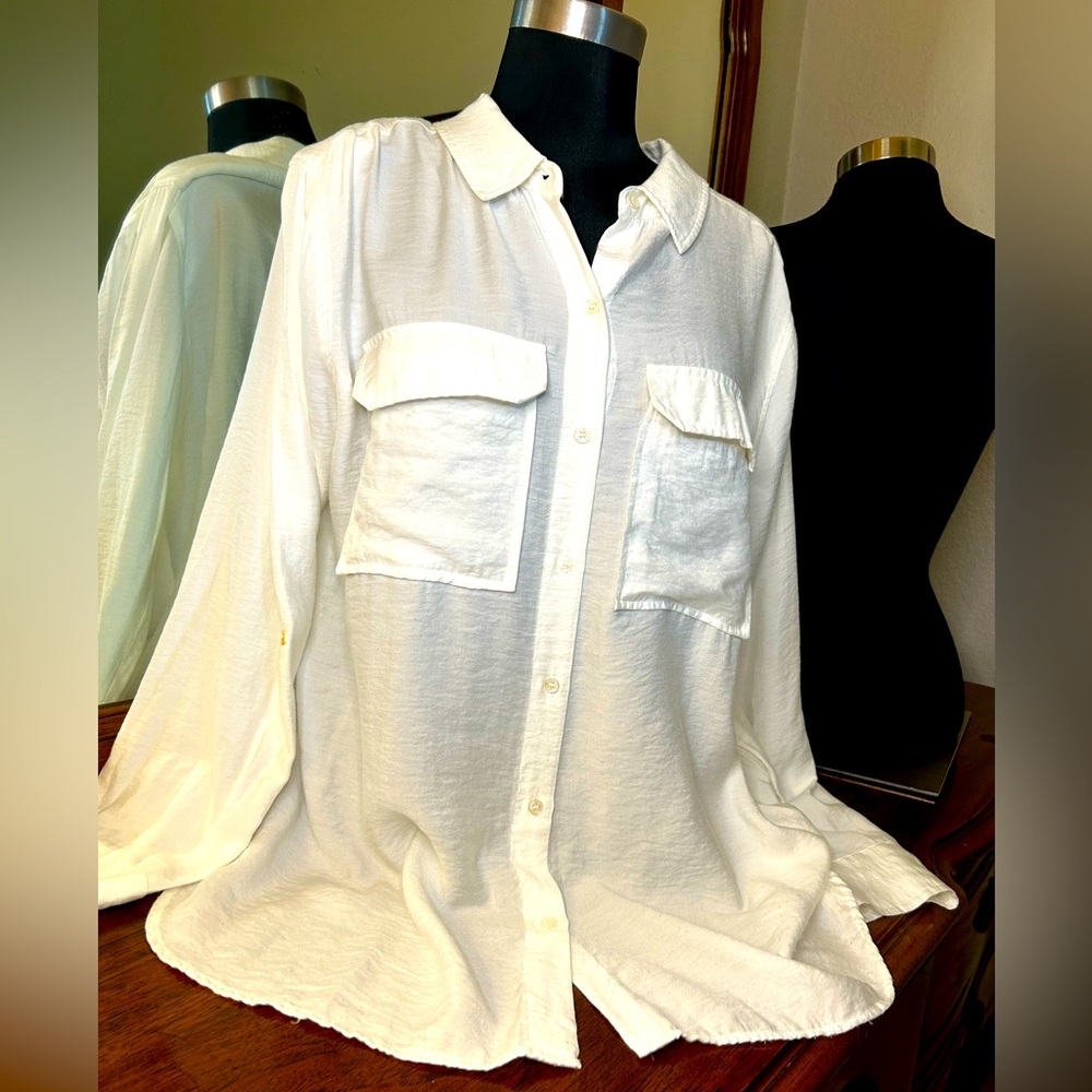 Vince Camuto White Button-Front Utility Pocket Blouse